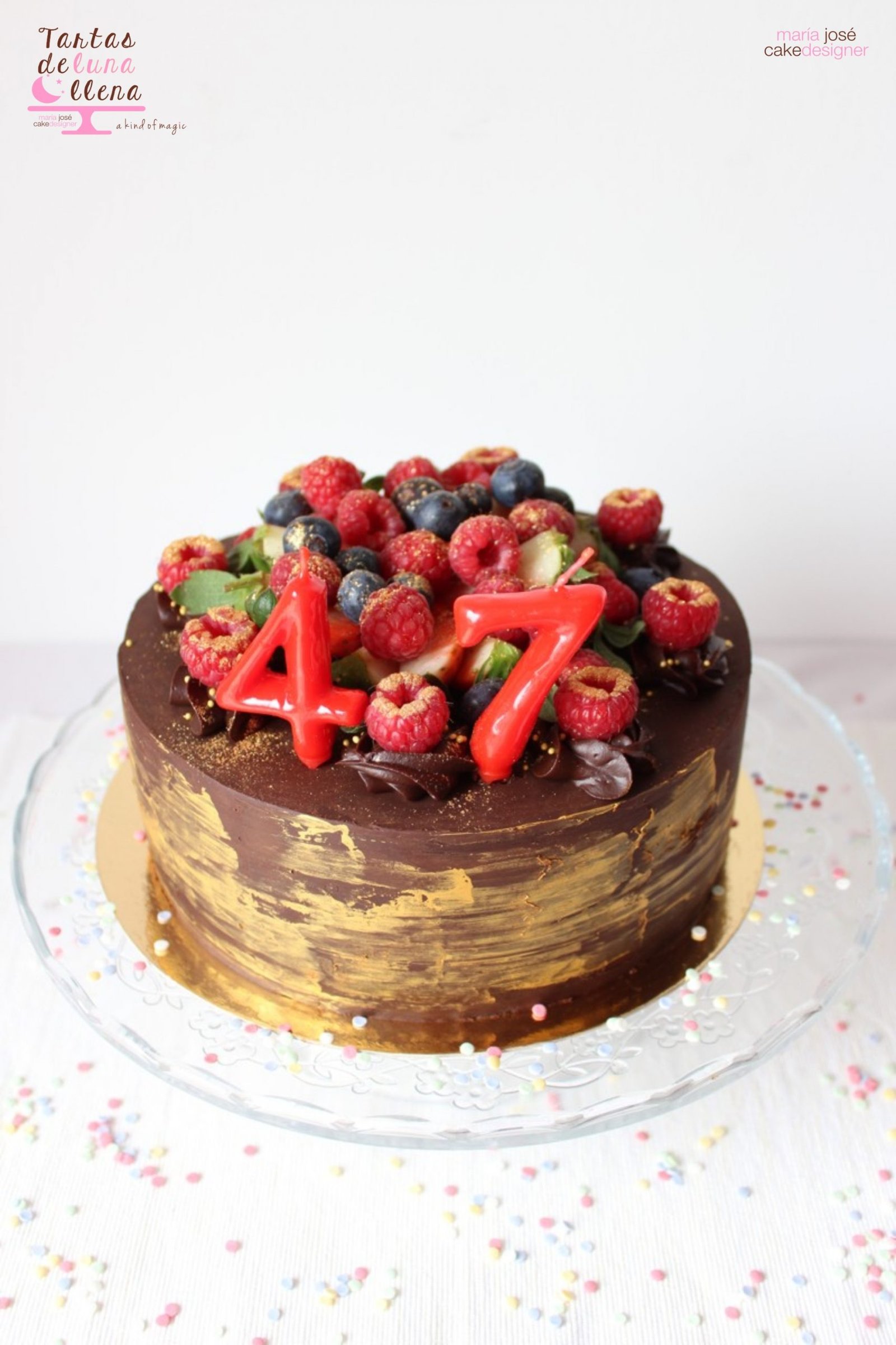 Tarta De Cumpleanos Expres Y 10 Tips Para Que Te Salga El Bizcocho Perfecto Tartas De Luna Llena